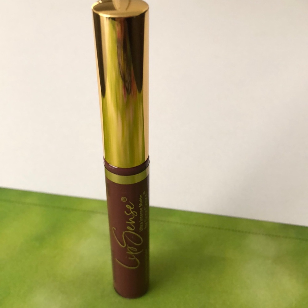 Boss SeneGence lip gloss